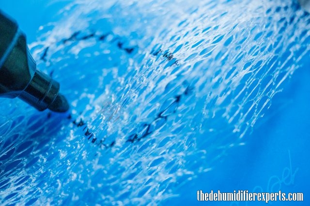 1532502804733399.jpg make-a-homemade-dehumidifier-step-2.jpg