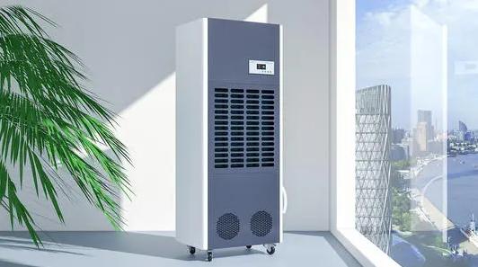 根據濕度要求不同，選用相應的除濕機