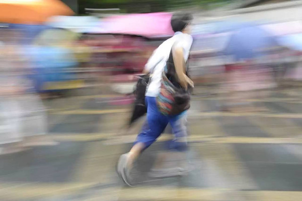 廣州暴雨突襲，高考繼續_除濕機廠家